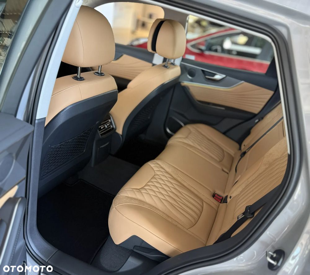 Hongqi HS5 - 6