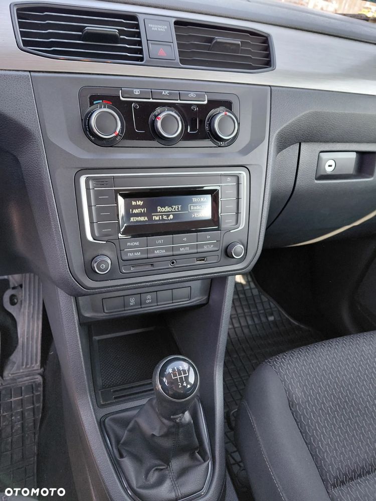 Volkswagen Caddy 2.0 TDI Highline - 17