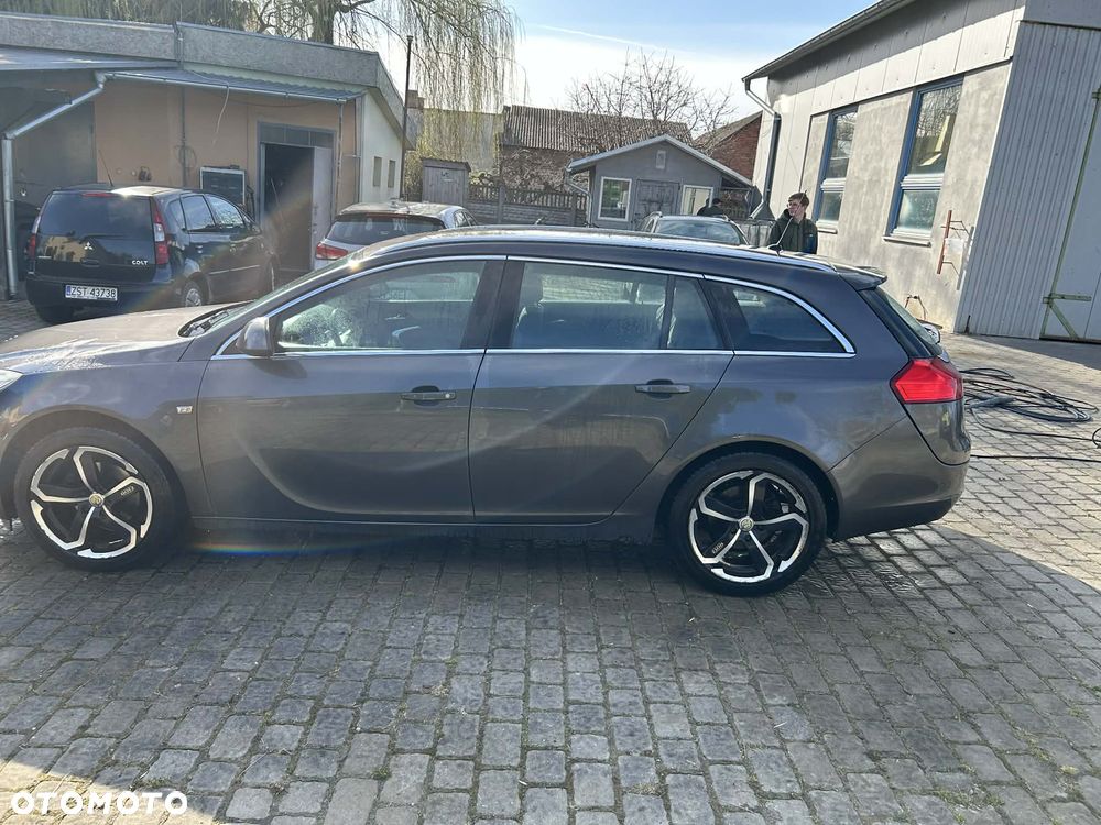 Opel Insignia 1.8 - 2