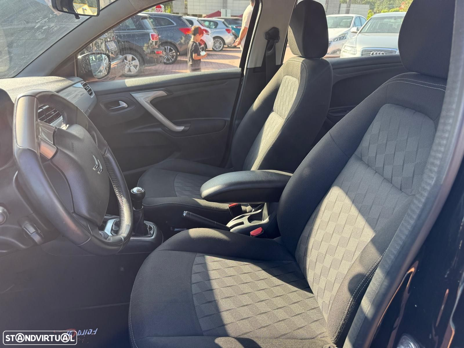 Citroën C-Elysée 1.6 BlueHDi Shine - 12