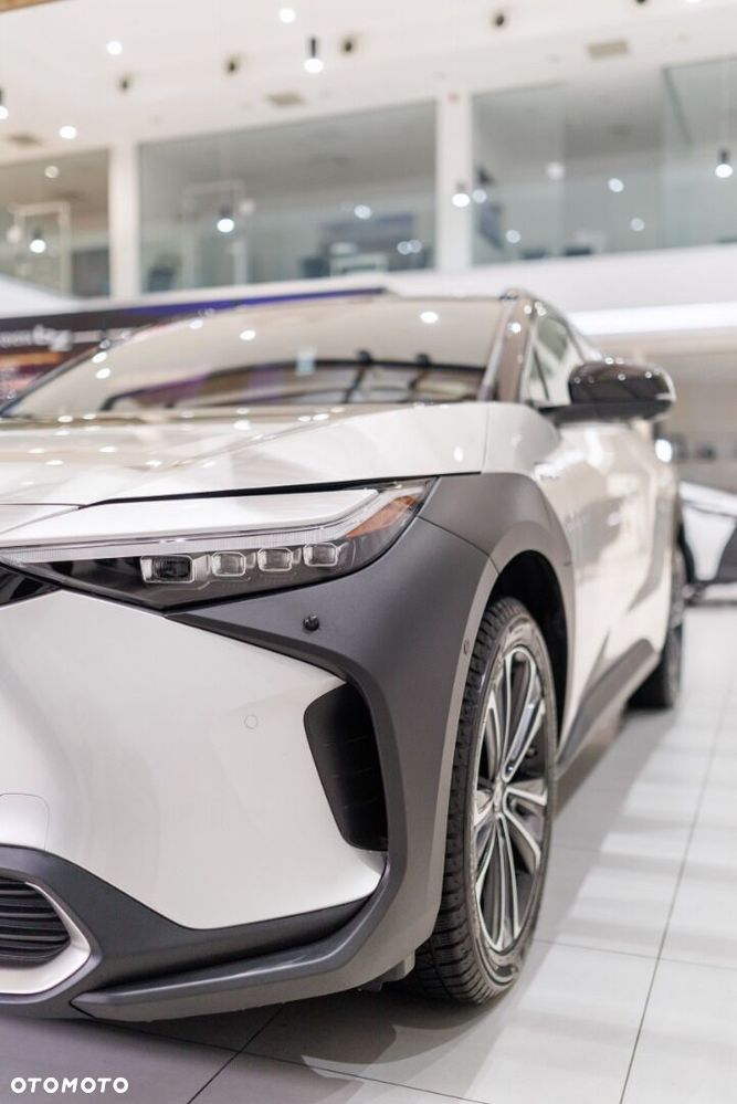 Toyota bZ4X - 15