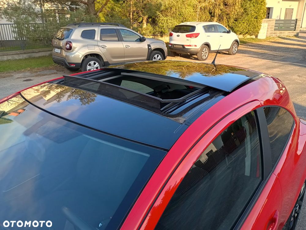 Opel Corsa 1.4 16V Sport - 12