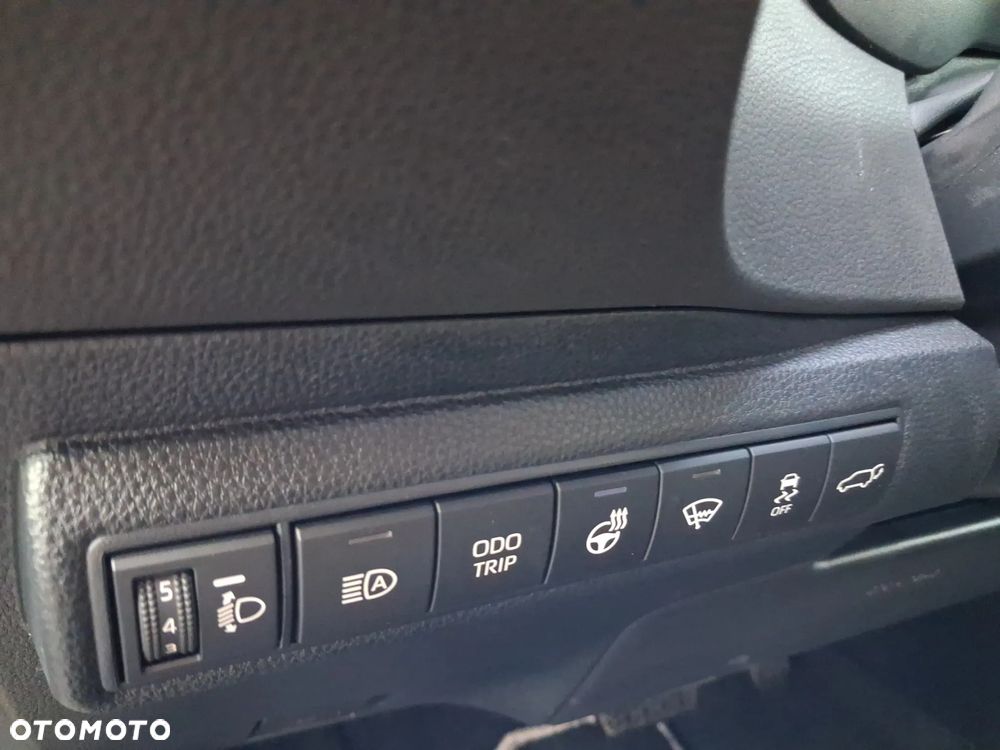 Toyota Corolla 2.0 Hybrid Style - 22