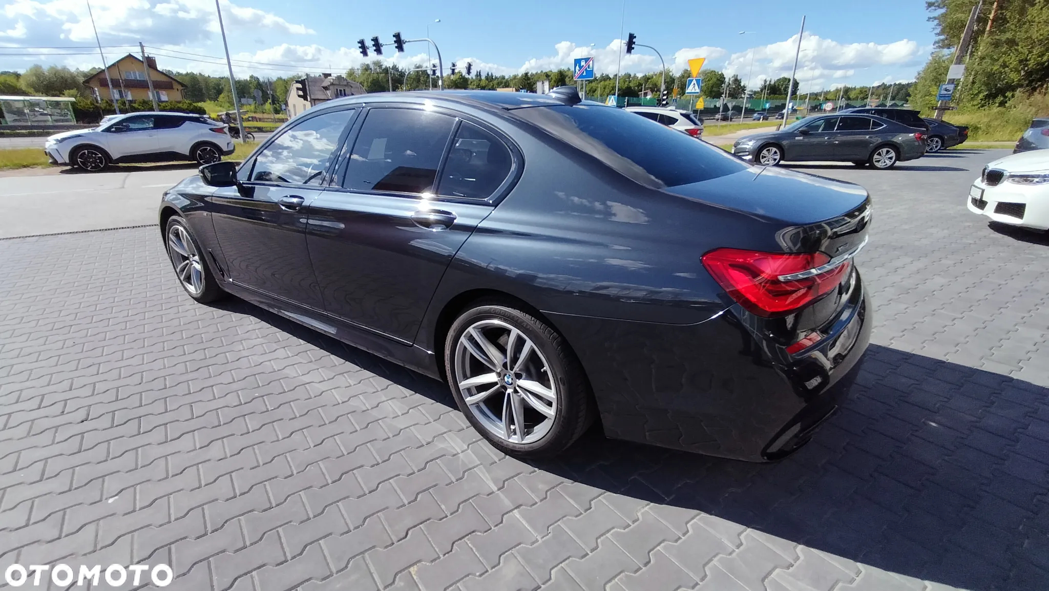 BMW Seria 7 730d xDrive - 13