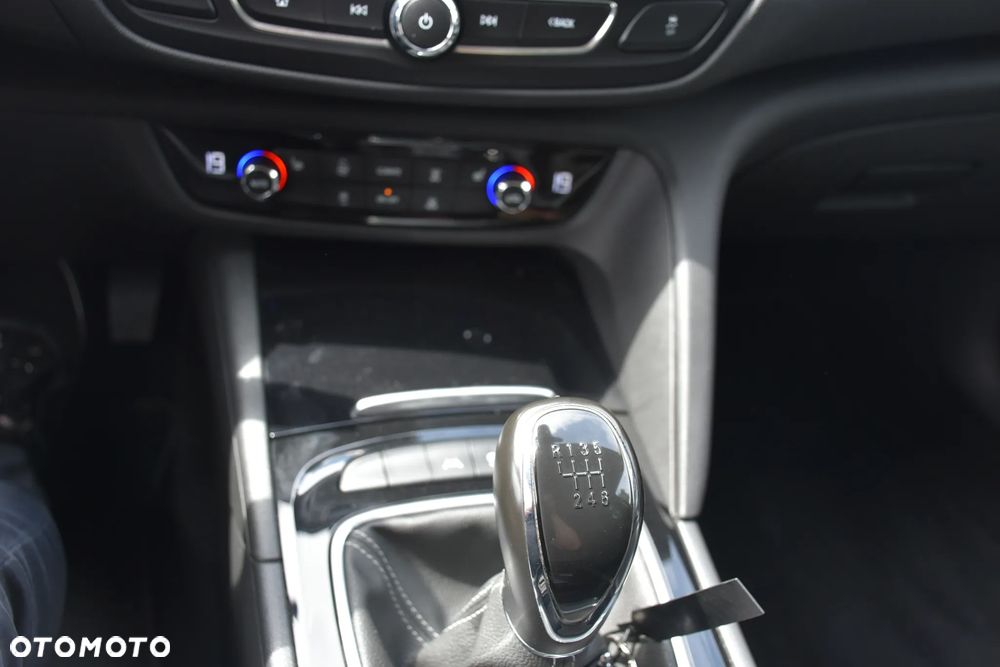 Opel Insignia 2.0 Business Innovation - 21