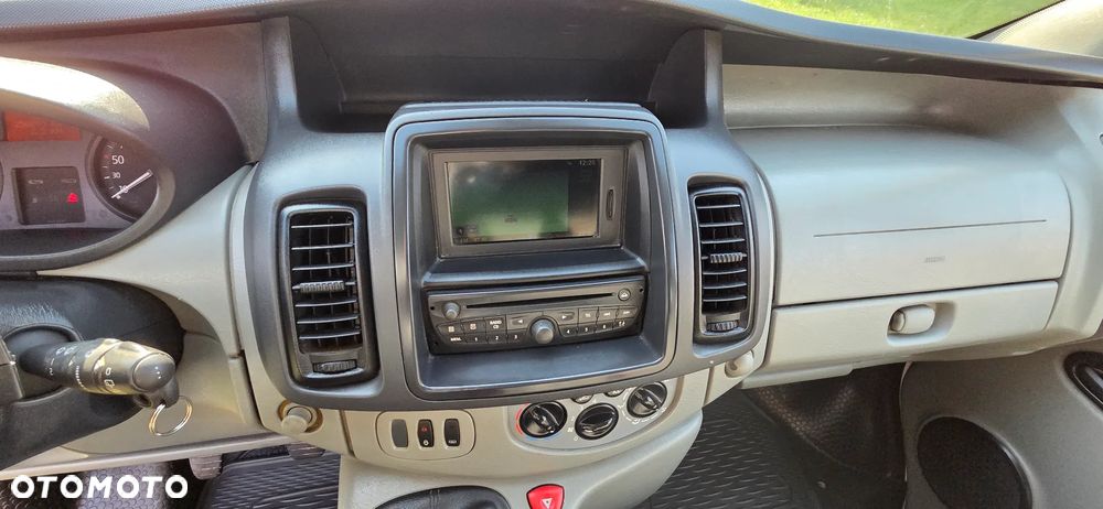 Renault Trafic - 18