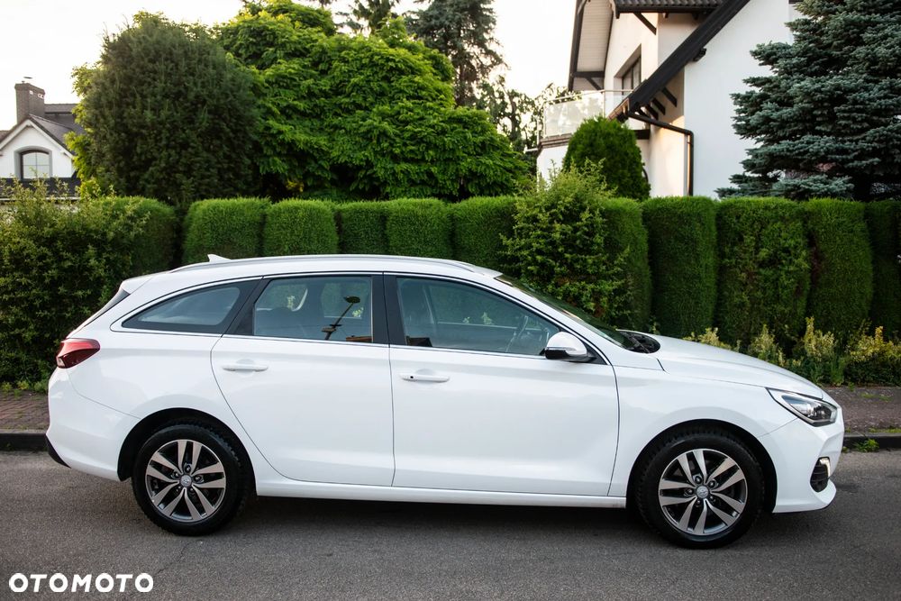 Hyundai i30 1.6 CRDI DCT Style - 4