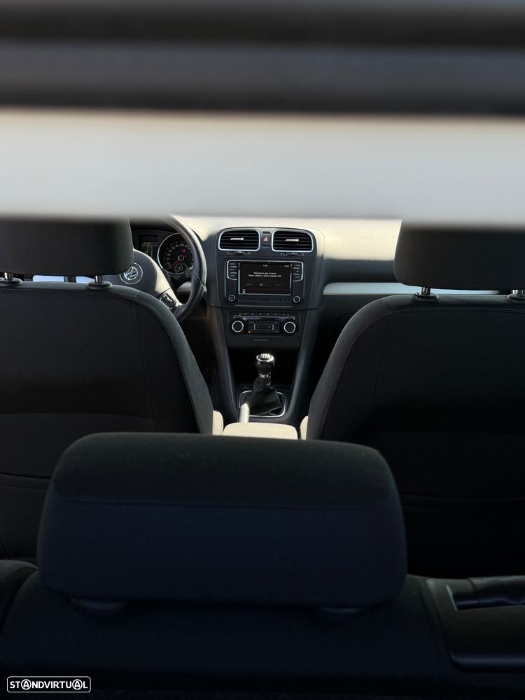 VW Golf 1.6 TDi Highline - 6