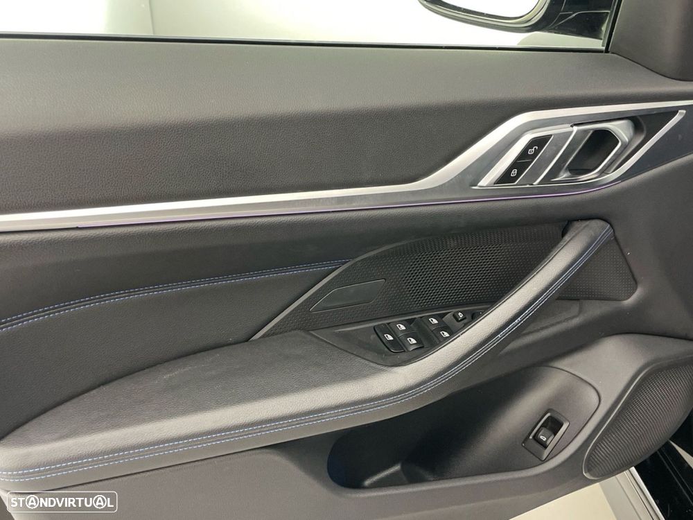 BMW i4 eDrive40 Desportiva M - 8