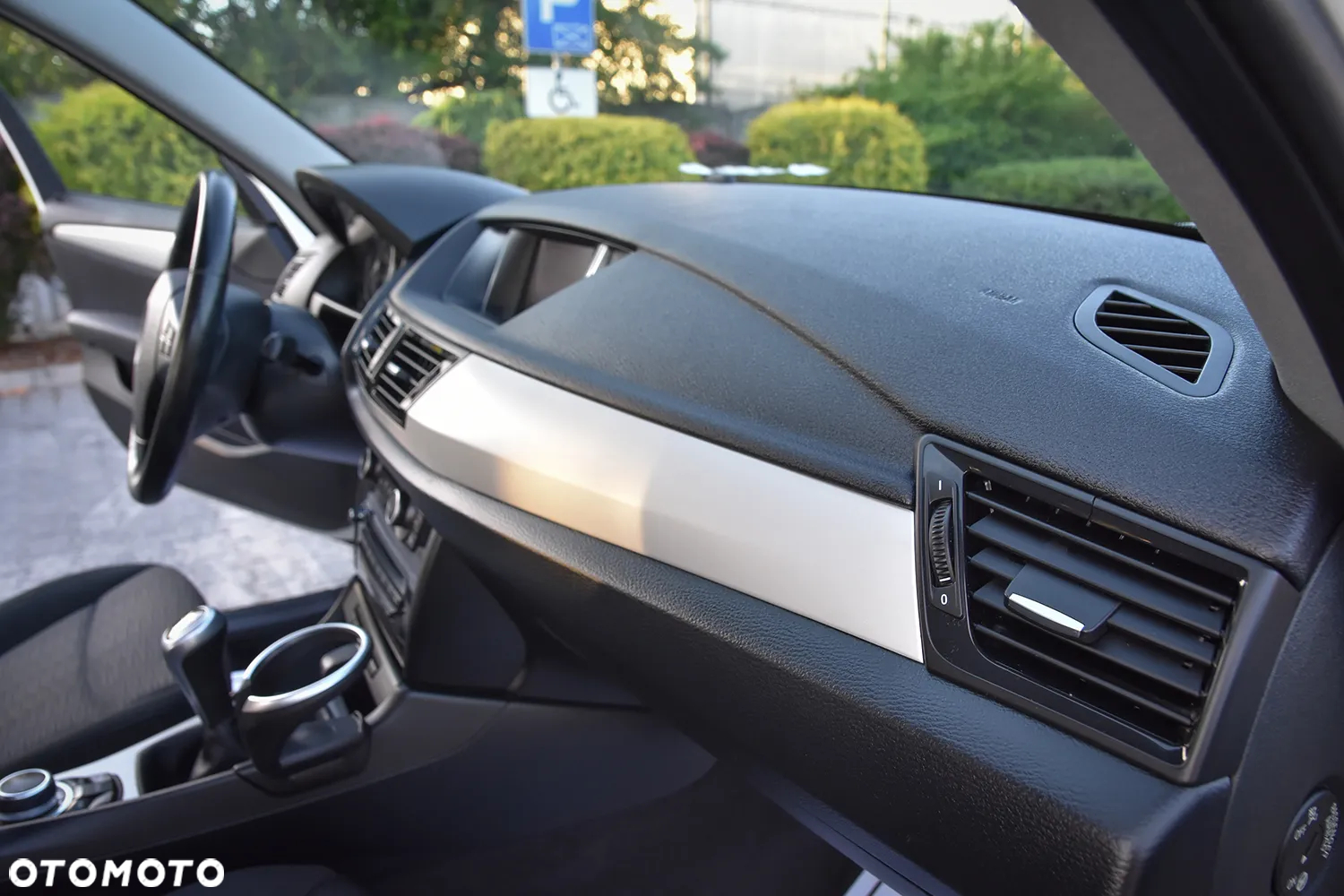 BMW X1 xDrive18d - 34