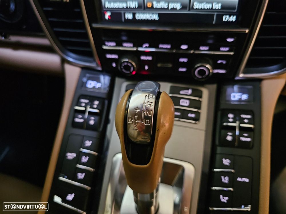 Porsche Panamera S e-Hybrid - 17