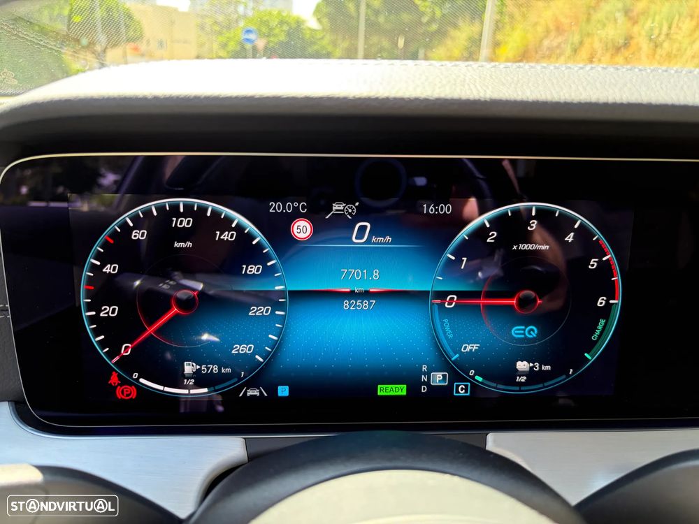 Mercedes-Benz E 300 de 4Matic 9G-TRONIC AMG Line - 8