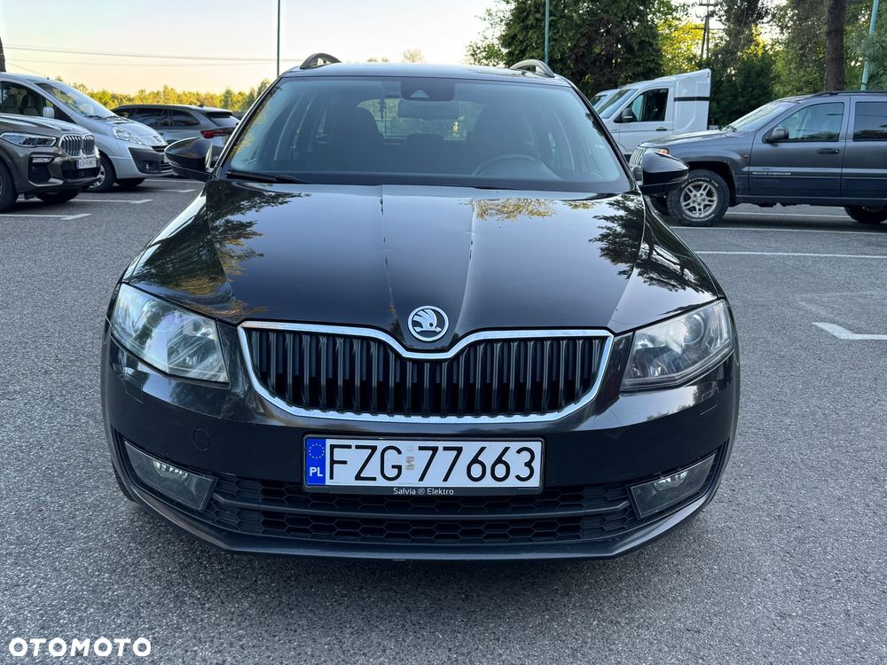 Skoda Octavia 2.0 TDI Elegance DSG - 3