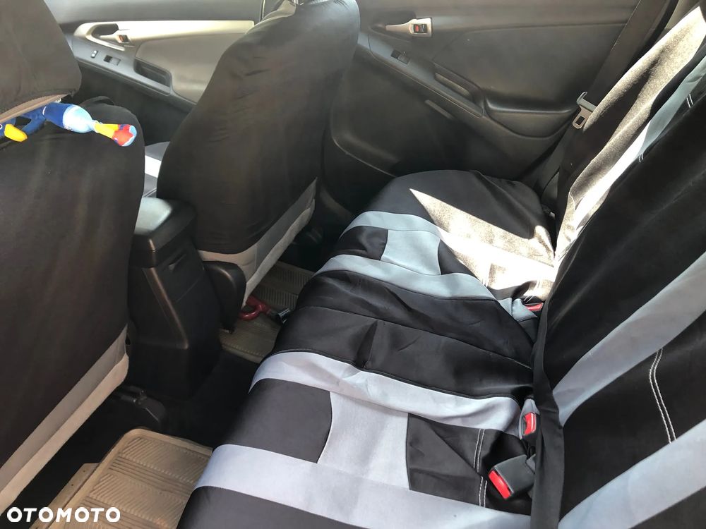 Toyota Matrix 1.8 - 12