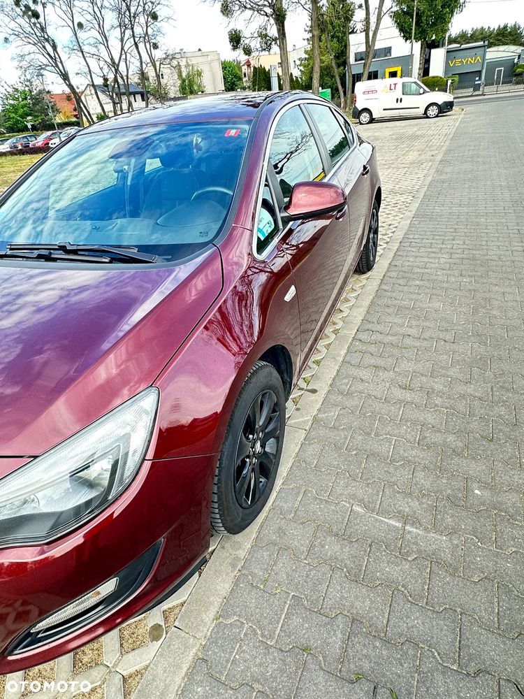 Opel Astra 1.4 T S&S EU6 - 3