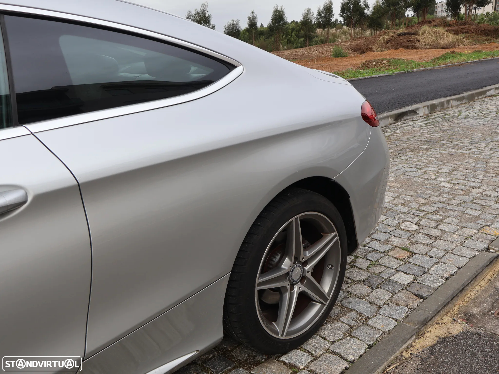 Mercedes-Benz C 220 d Coupe AMG Line - 21