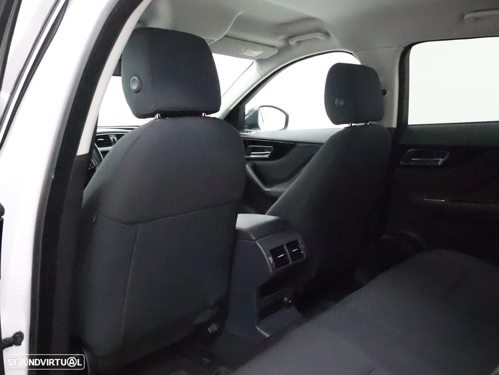 Jaguar F-Pace 2.0 i4D R-Sport - 26