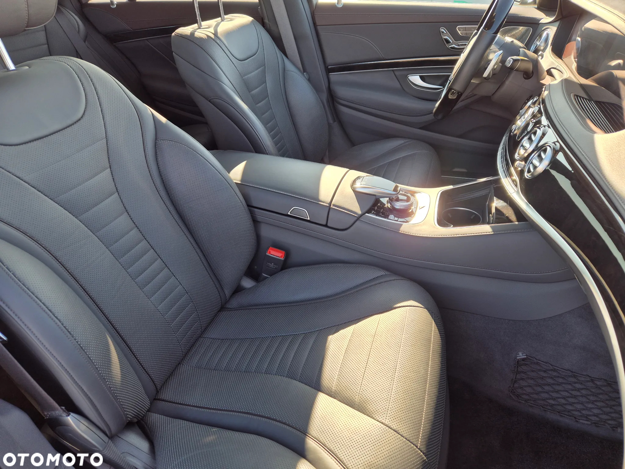 Mercedes-Benz Klasa S 400 d 4-Matic 9G-TRONIC - 29