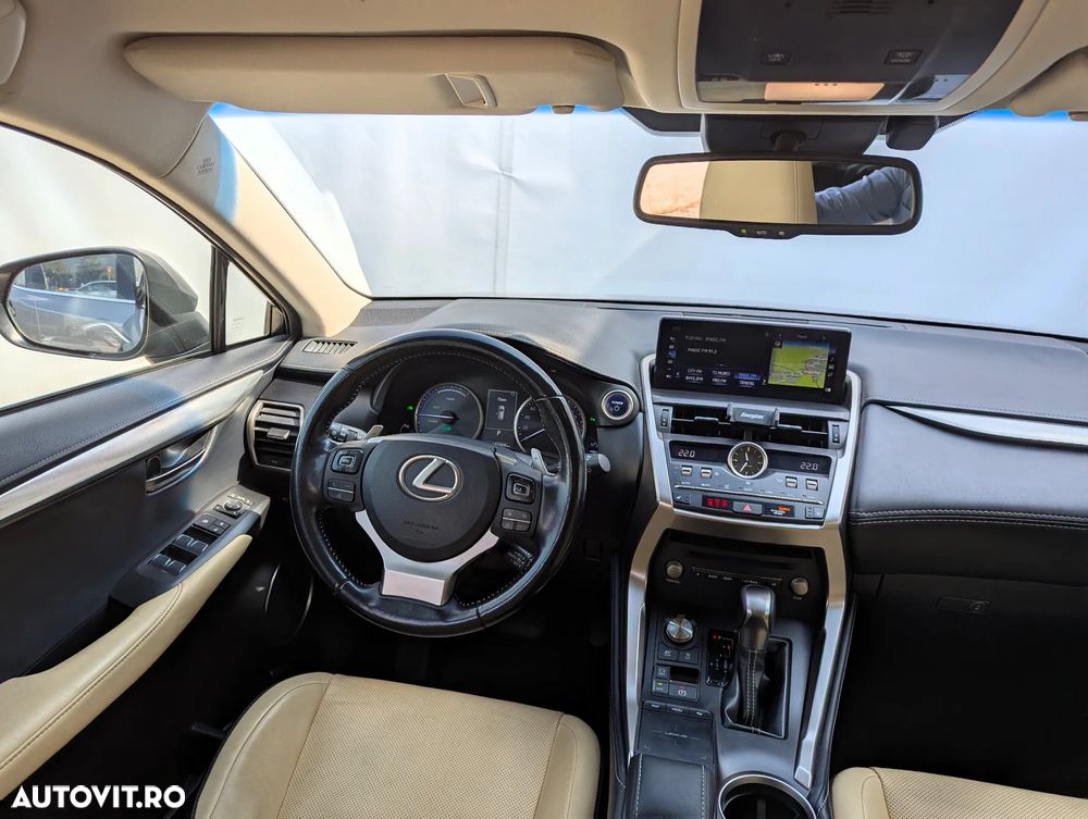 Lexus Seria NX 300h AWD Luxury - 10