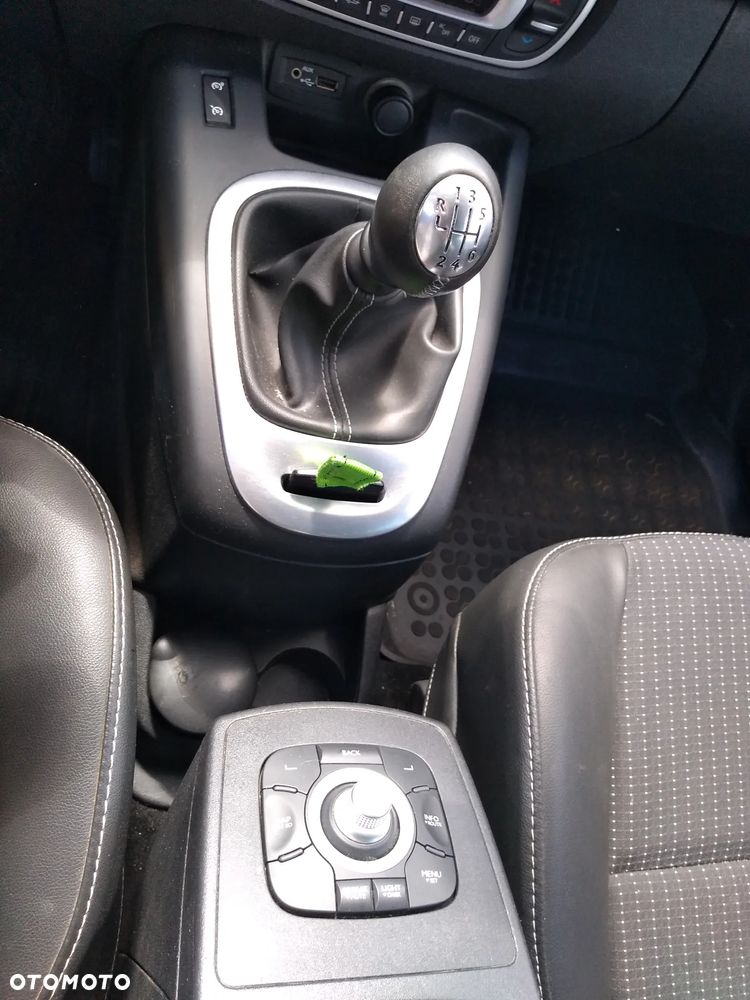 Renault Grand Scenic Gr 1.4 16V TCE Bose Edition - 18