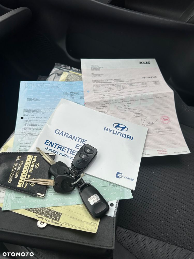 Hyundai Tucson 2.0 CRDi Elegance + - 34