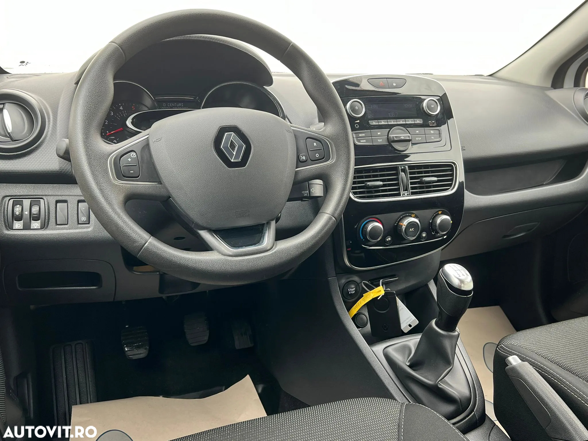 Renault Clio Estate TCe Life Evo - 9