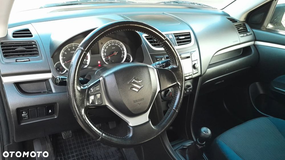 Suzuki Swift - 6