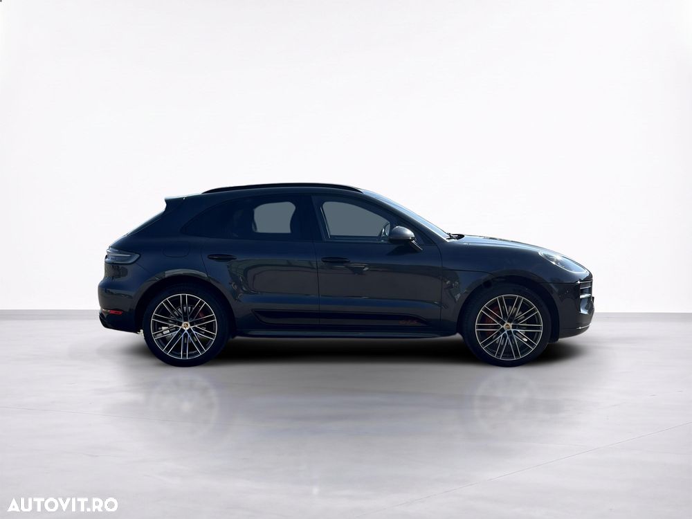 Porsche Macan - 8