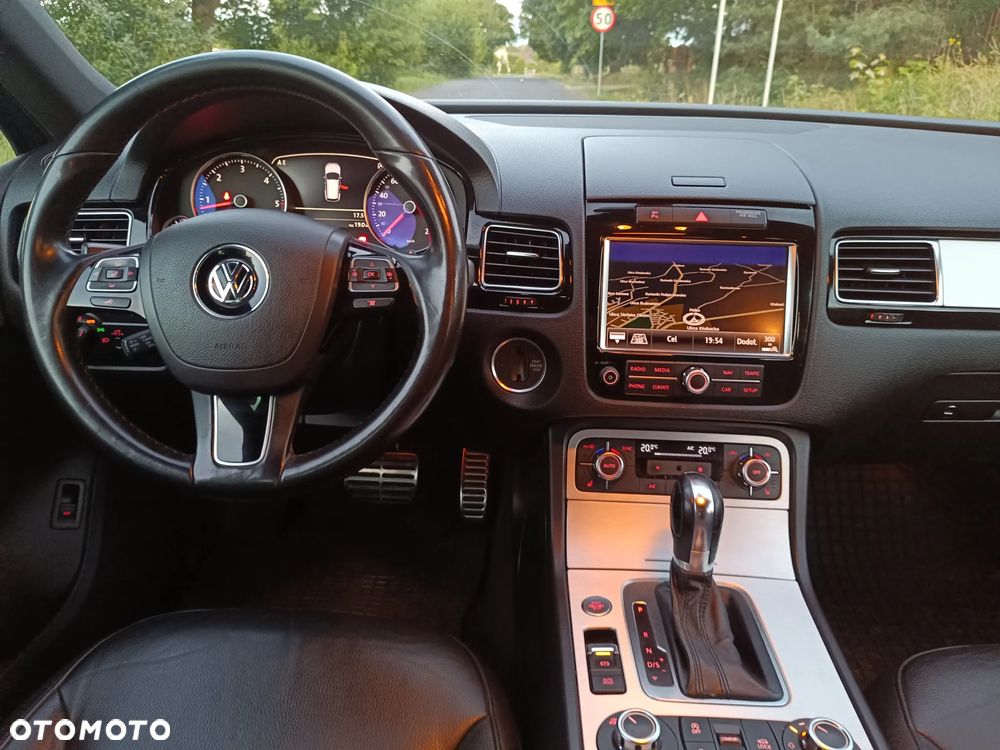 Volkswagen Touareg 3.0 V6 TDI SCR Blue Motion DPF Automatik Executive Edition - 32