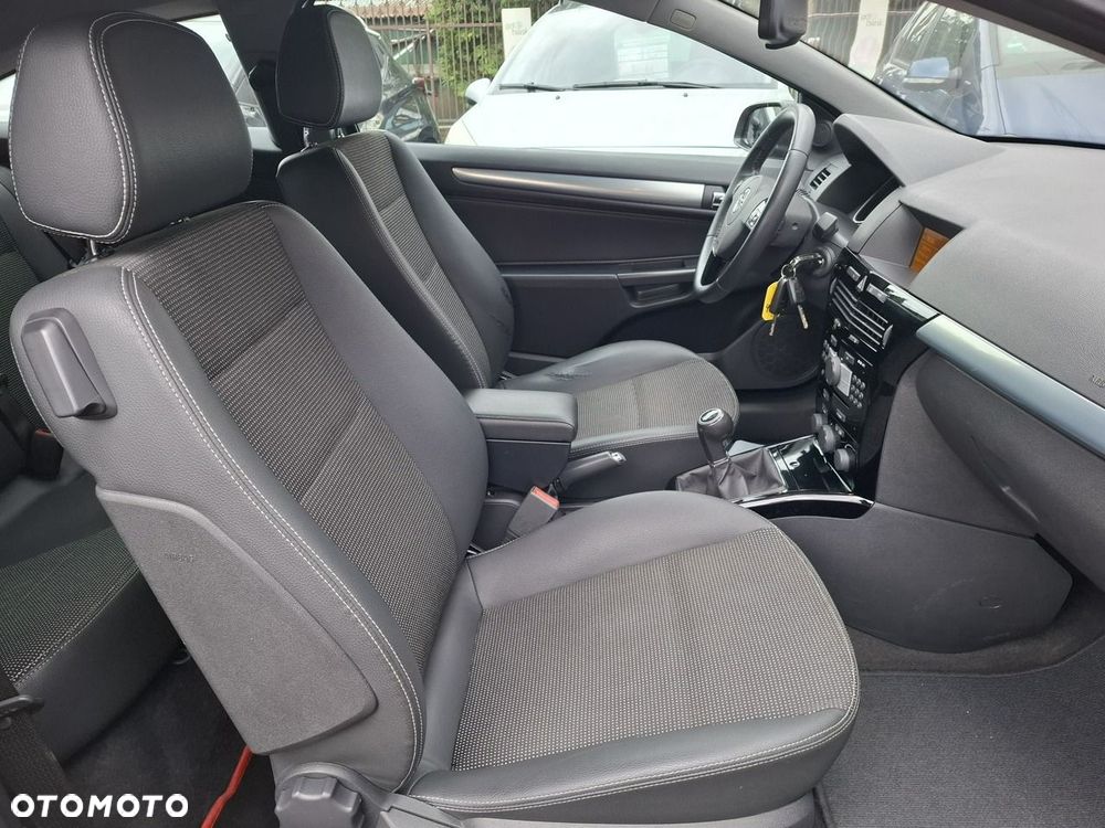 Opel Astra 1.8 Innovation - 17
