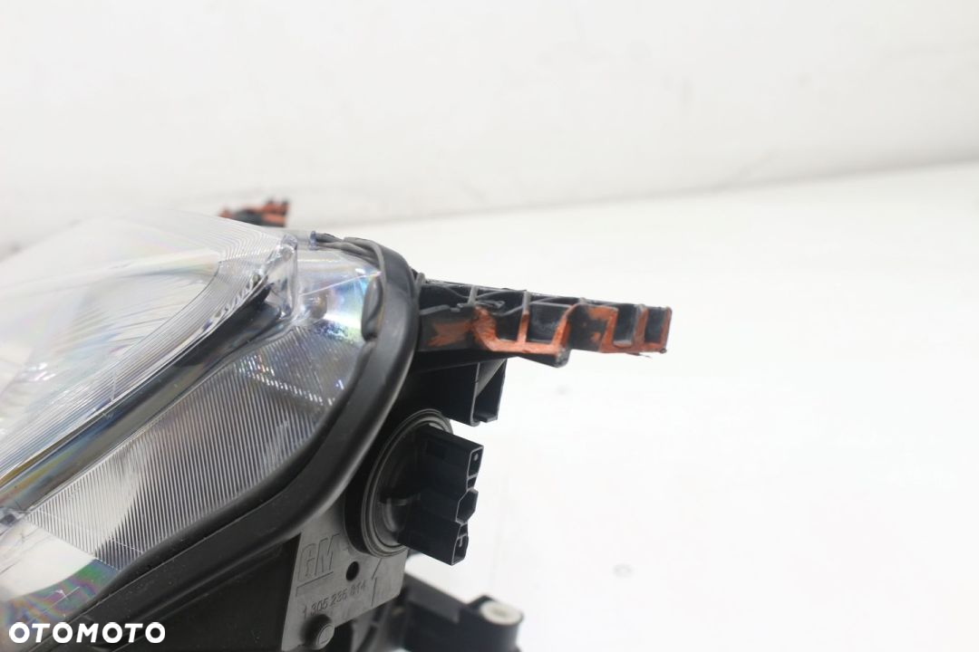 Lewa Lampa Przód Soczewka 39027951 Astra J GTC - 7