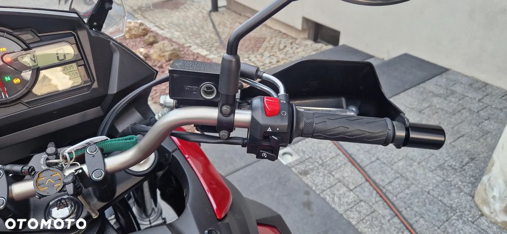 Suzuki V-STROM - 7