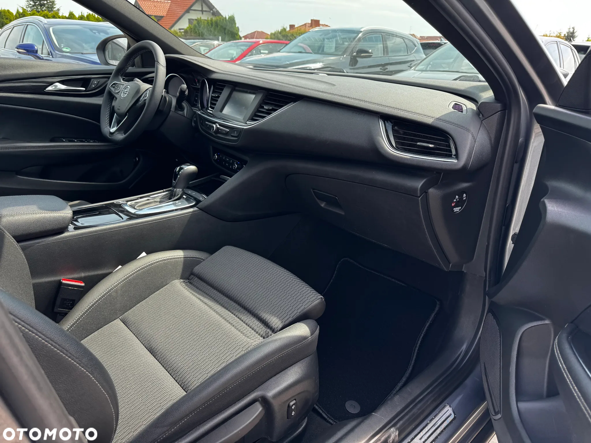 Opel Insignia CT 2.0 CDTI Exclusive S&S - 18
