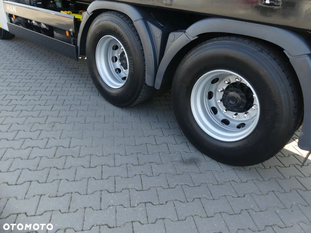 MAN TGS 26.360 / 6x4 / EURO 5 / MANUAL / PALFINGER PK 16001 / - 9