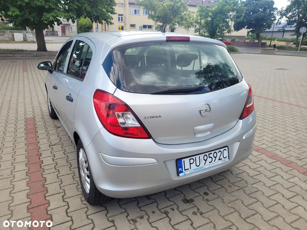 Opel Corsa 1.2 16V Edition / Active - 6