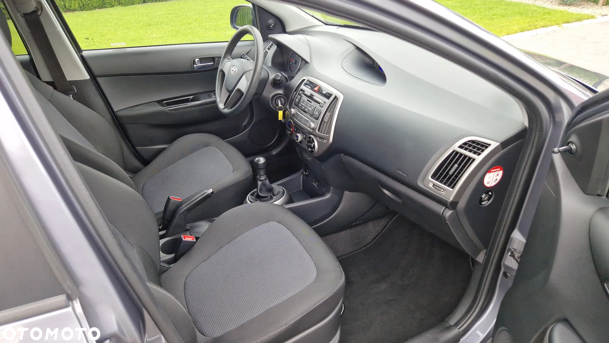 Hyundai i20 1.2 Fifa World Cup Edition - 9