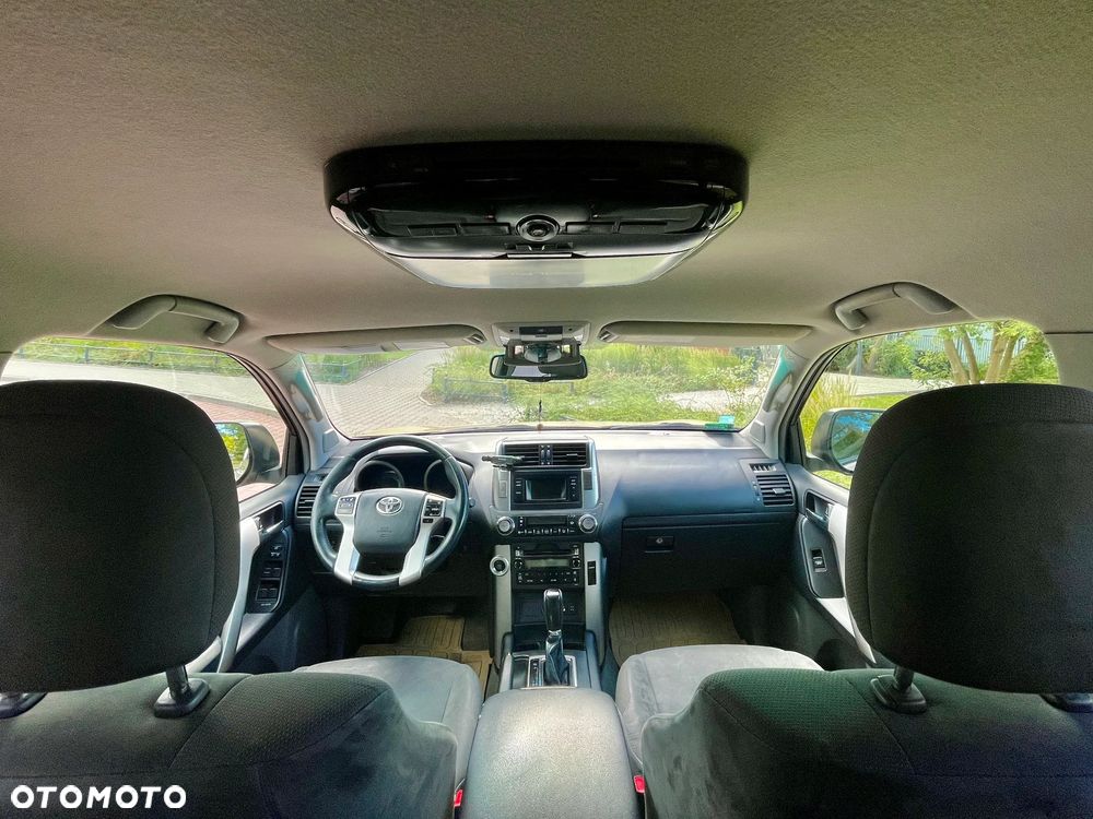 Toyota Land Cruiser LC 3.0 D-4D Sol 7os - 7