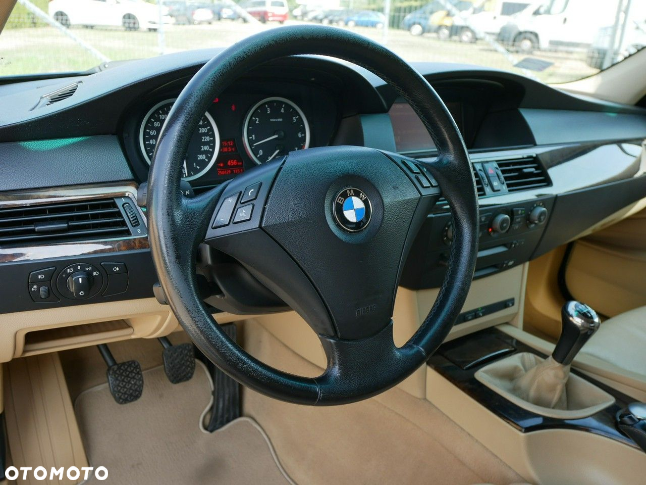BMW Seria 5 525i - 5