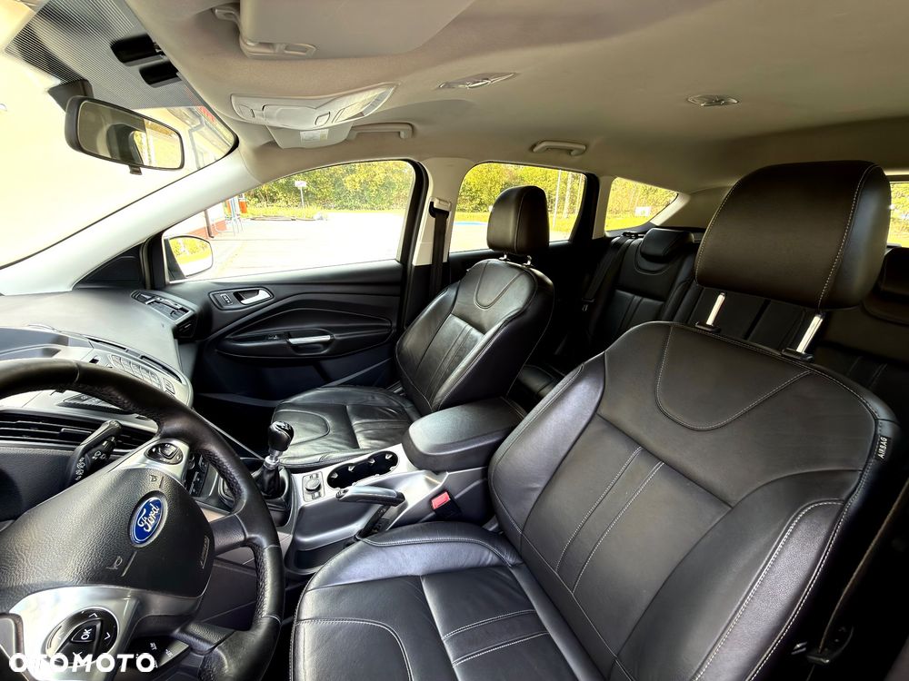 Ford Kuga - 16