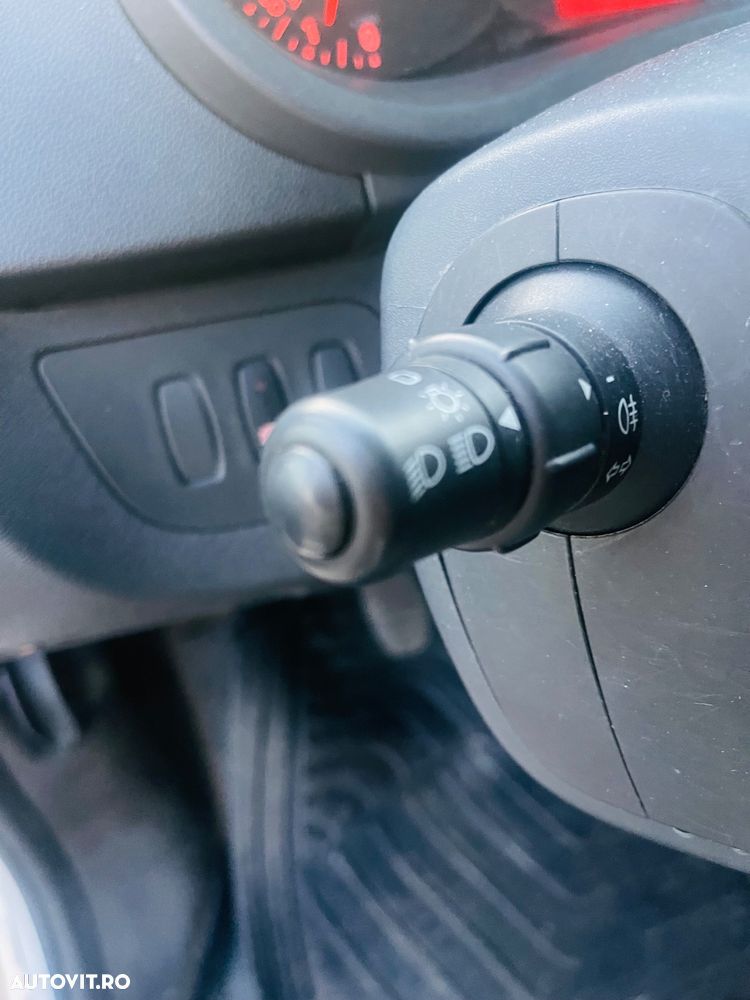 Renault Kangoo ver-grand-blue-dci-95-equilibre - 15