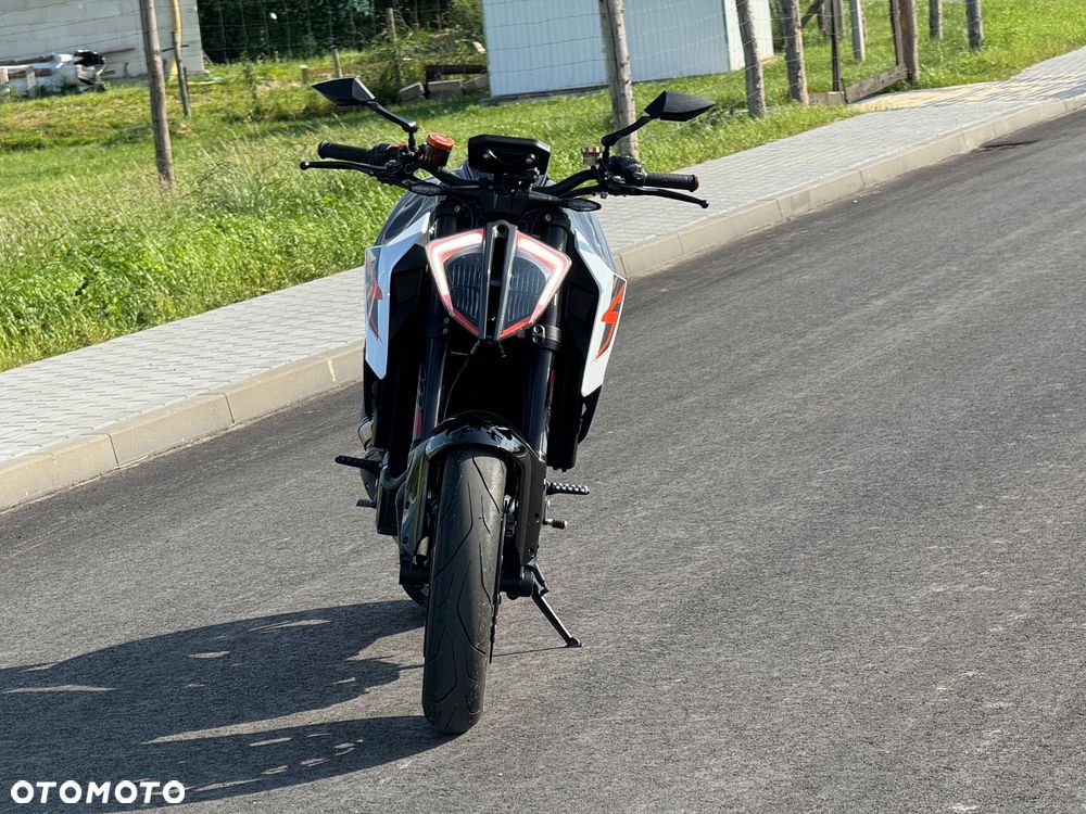 KTM Super Duke - 16