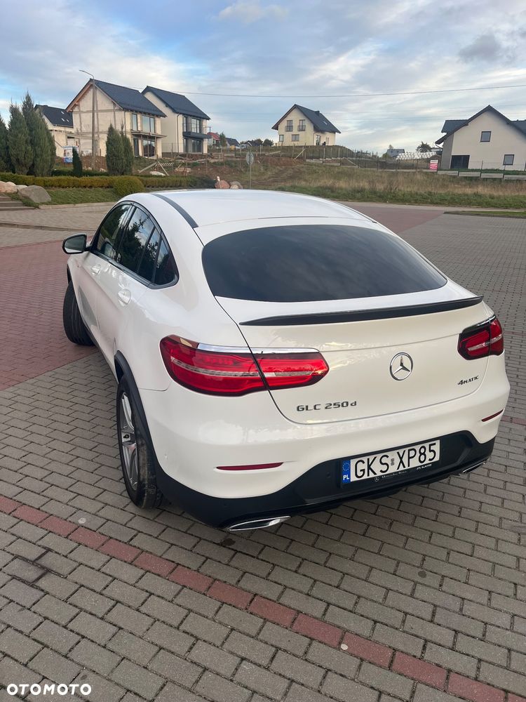 Mercedes-Benz GLC - 11