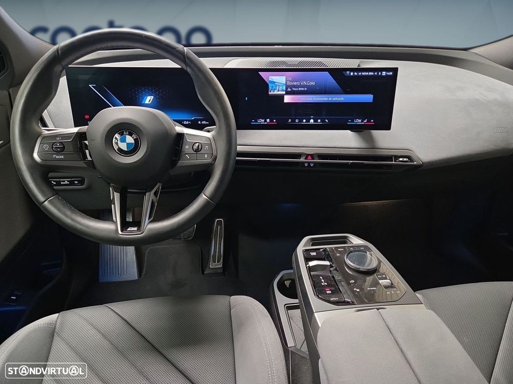 BMW iX xDrive 45 Pack Desportivo Pro - 12