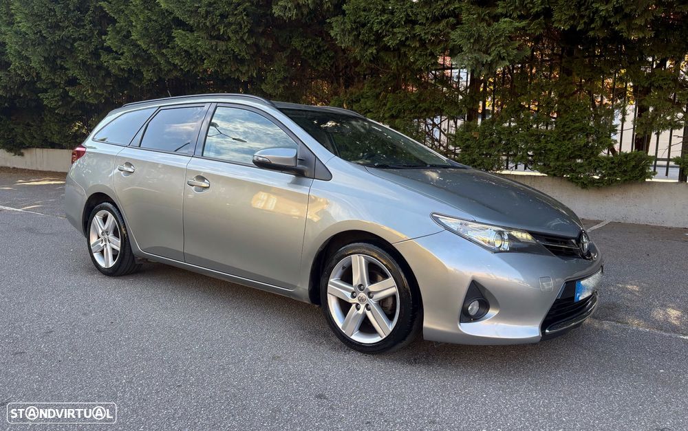 Toyota Auris Touring Sports 1.4 D-4D C.+P.Techo+P.Sport - 10