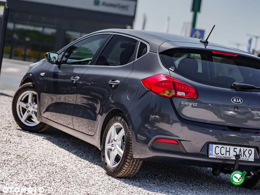 Kia Ceed 1.4 CVVT ISG Spirit - 11