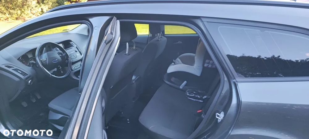 Ford Focus 1.5 TDCi Trend - 11