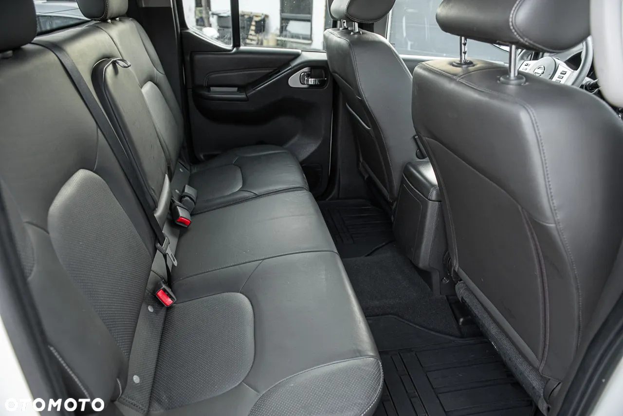 Nissan Navara 3.0 D V6 - 26
