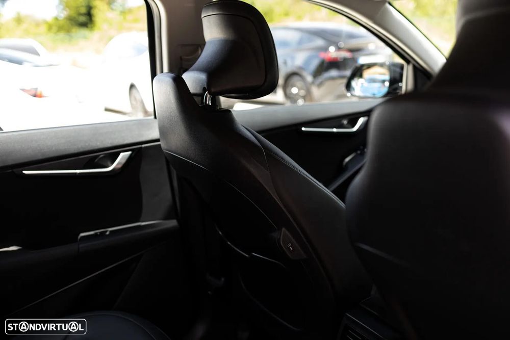 Kia Niro EV 64kWh Tech - 37