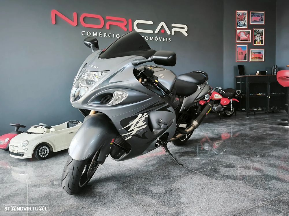 Suzuki Hayabusa - 1