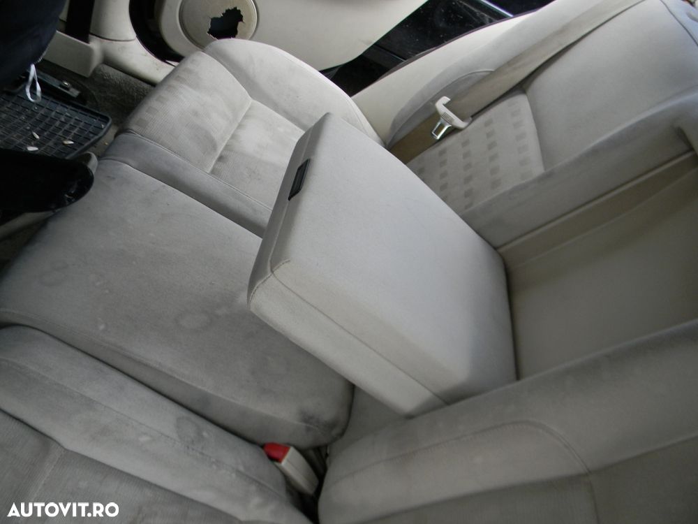 Dezmembrari  VW BORA (1J)  1998  > 2005 1.9 TDI Motorina - 20